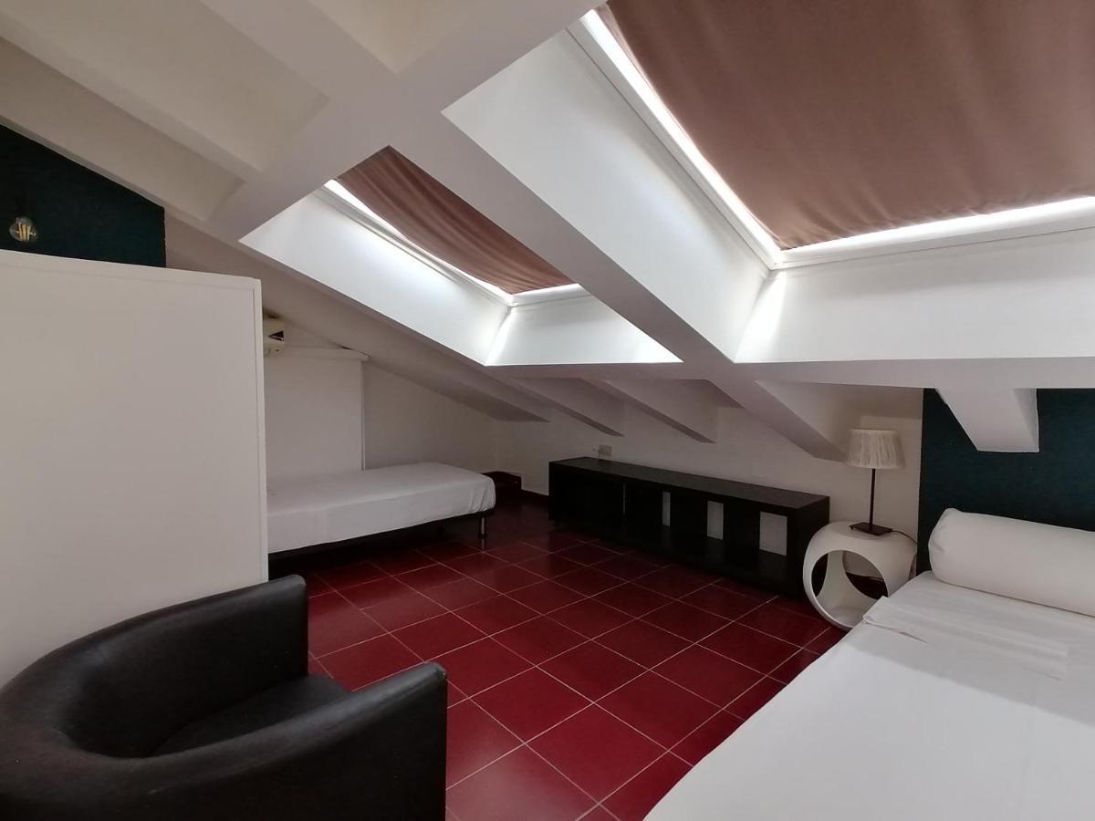 Mercanti Attic Version Appartement Milaan Buitenkant foto