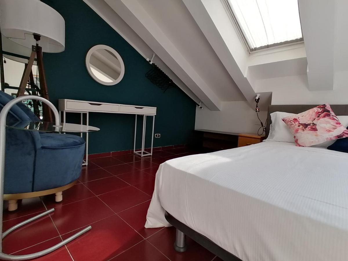 Mercanti Attic Version Appartement Milaan Buitenkant foto