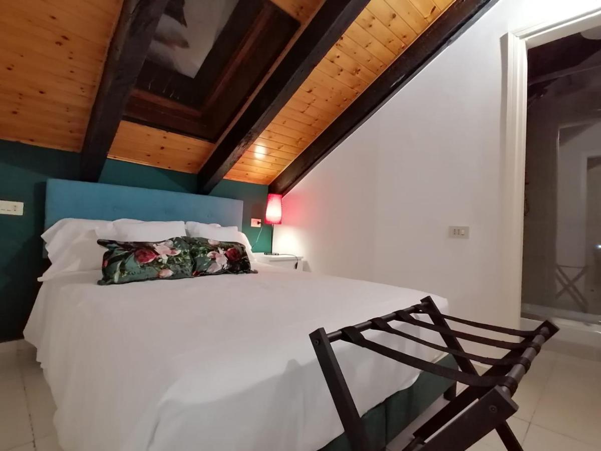 Mercanti Attic Version Appartement Milaan Buitenkant foto